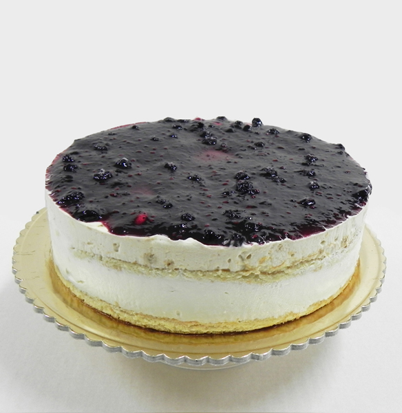 Torta rum, pere e frutti di bosco